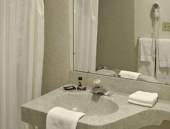Travelodge Provo Room photo